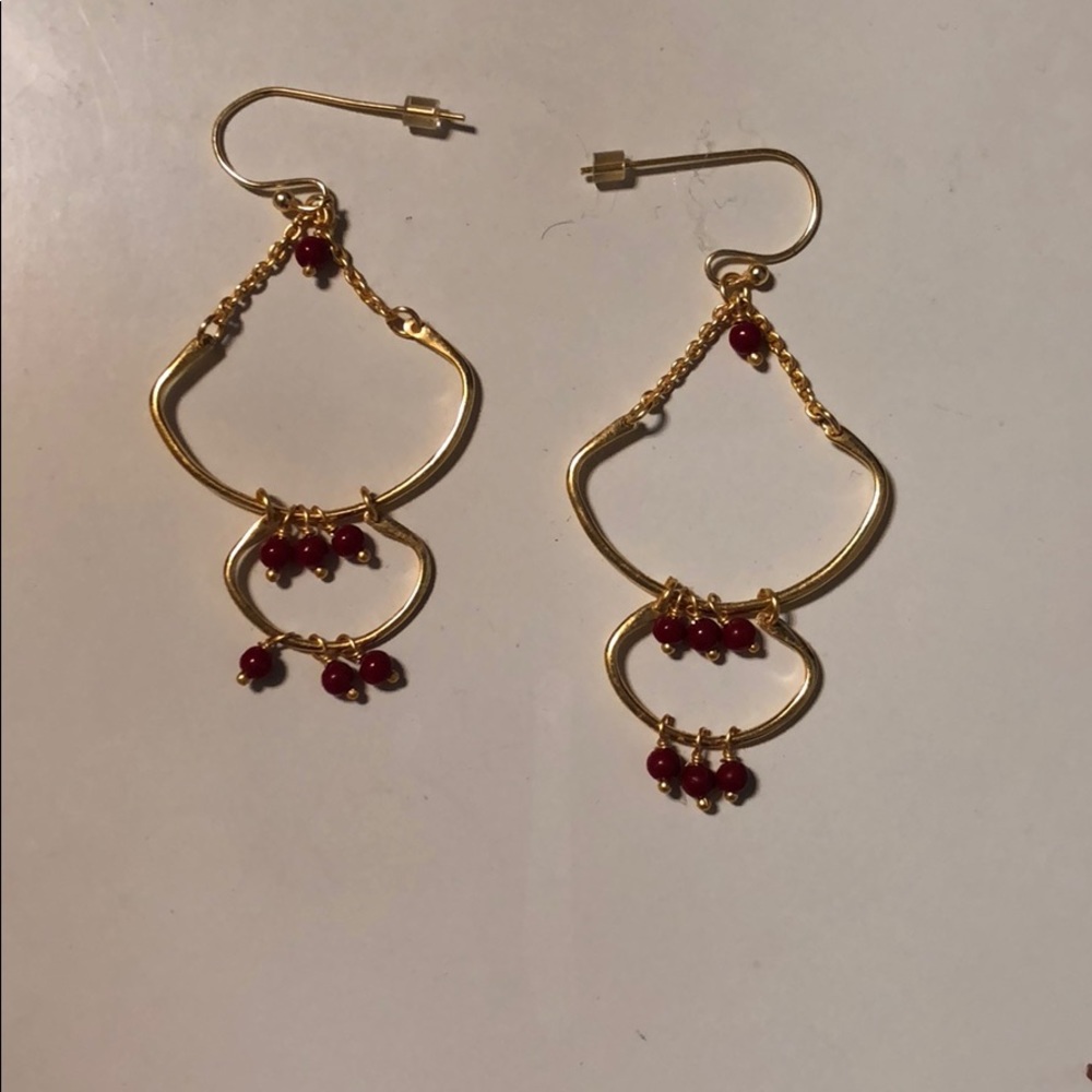 Dangle earrings